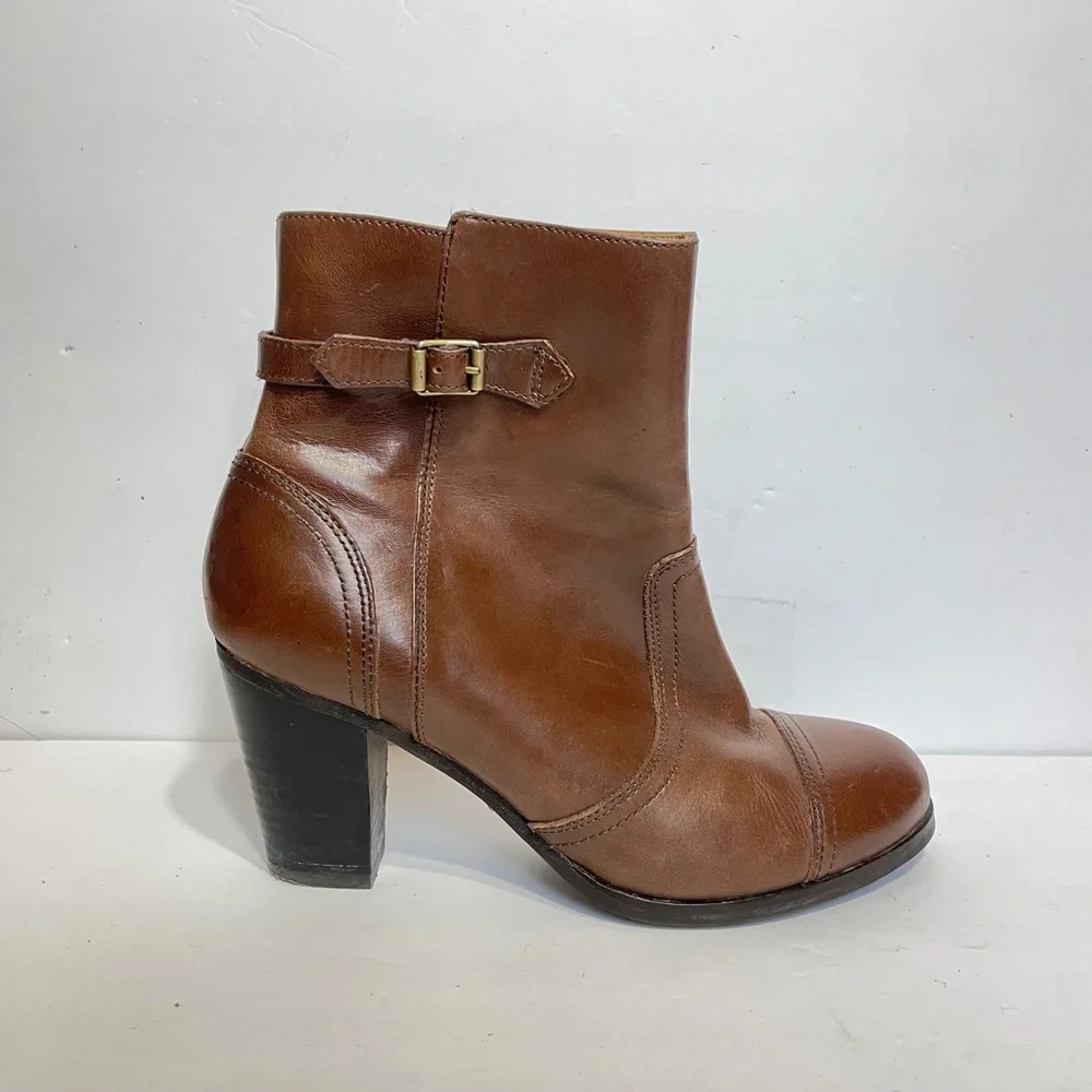 Brown leather Heeled Boots 7.5 Sebago Buckle Ankle Stacked Heel Ashton Cognac